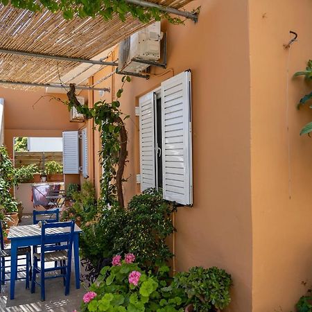 Katerina Rooms & Studios Palekastro Exterior photo