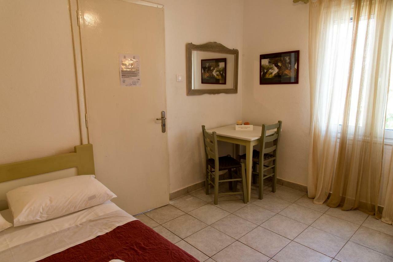 Katerina Rooms & Studios Palekastro Exterior photo